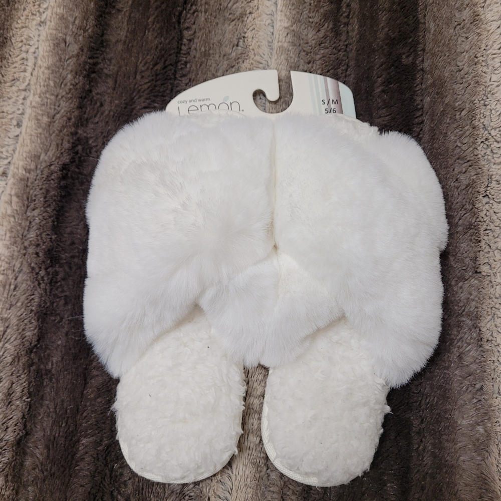 Lemon Collection slippers size s/m 5-6